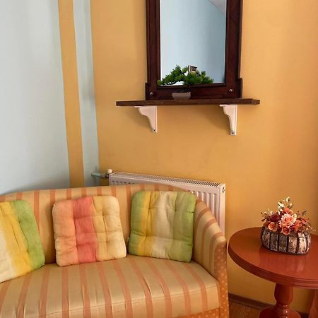 Guest House Misha Petrevene Εξωτερικό φωτογραφία