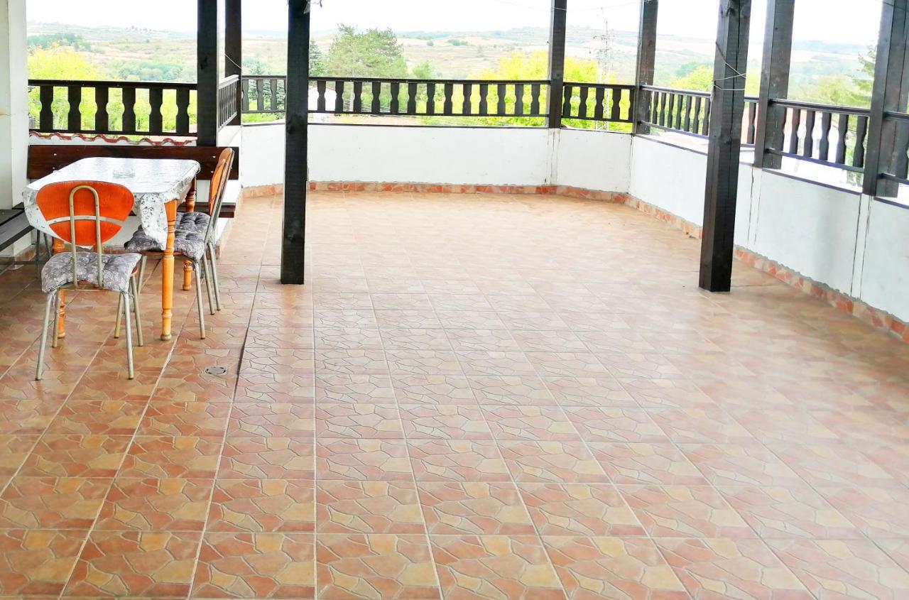 Guest House Misha Petrevene Εξωτερικό φωτογραφία