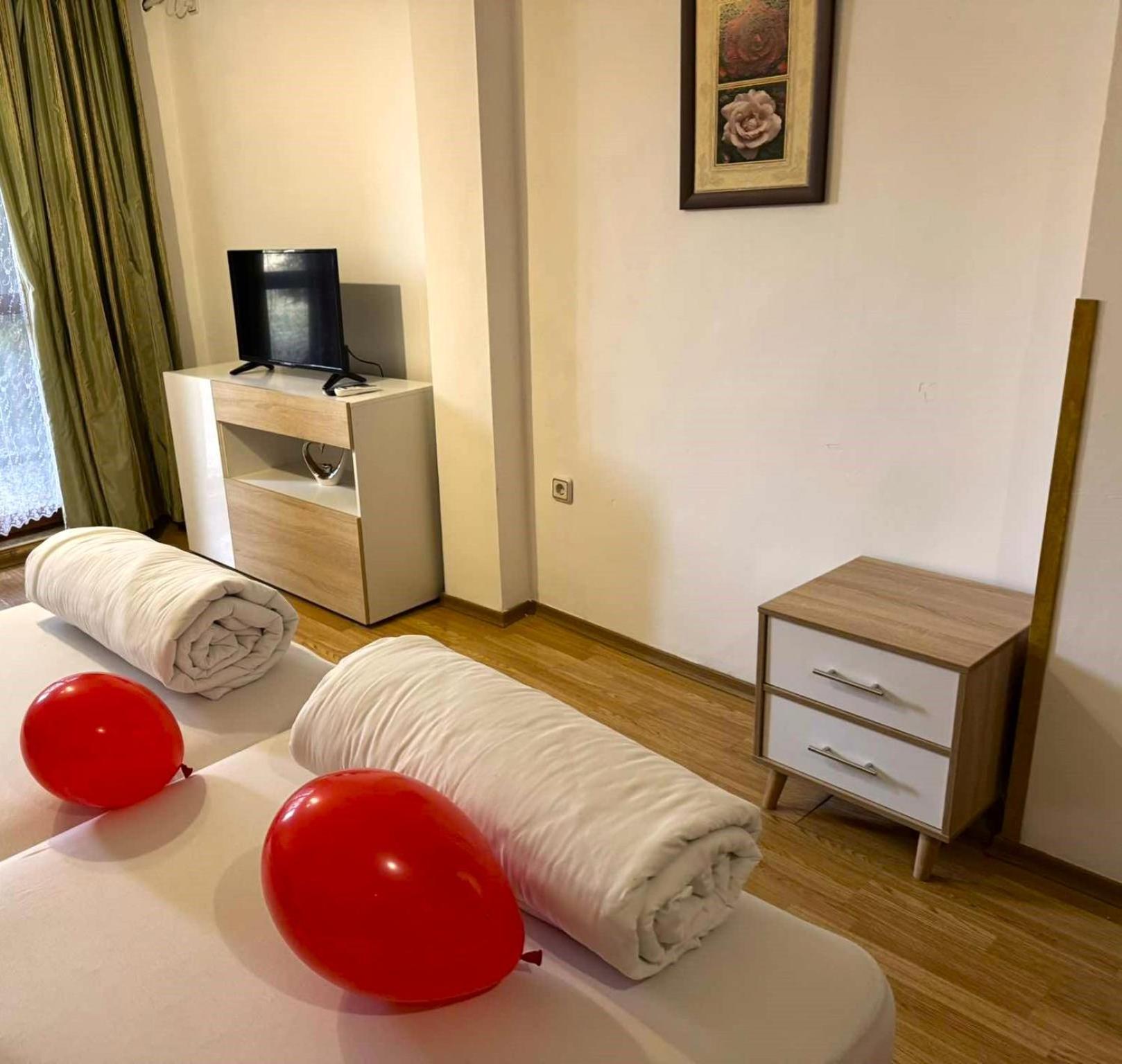 Guest House Misha Petrevene Εξωτερικό φωτογραφία