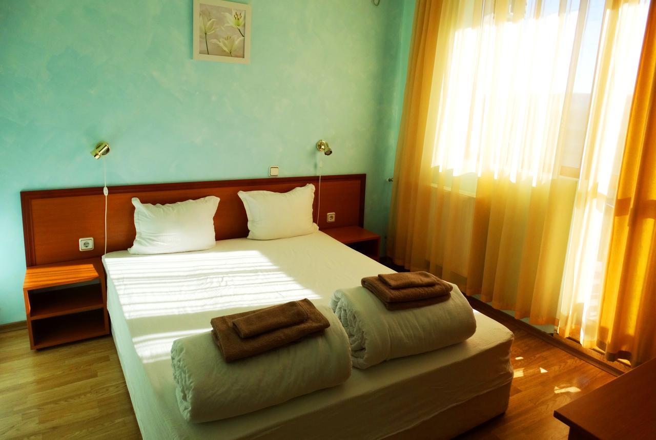 Guest House Misha Petrevene Εξωτερικό φωτογραφία
