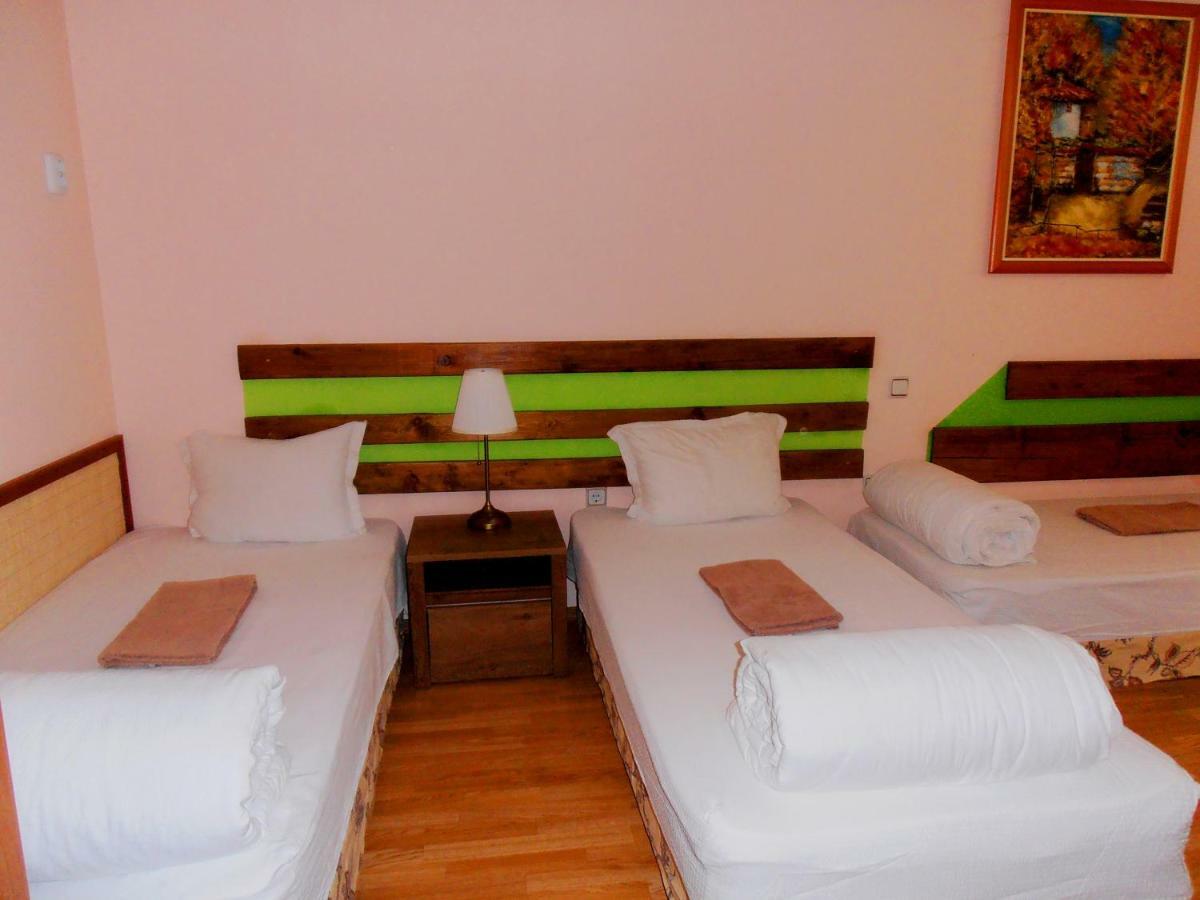 Guest House Misha Petrevene Εξωτερικό φωτογραφία
