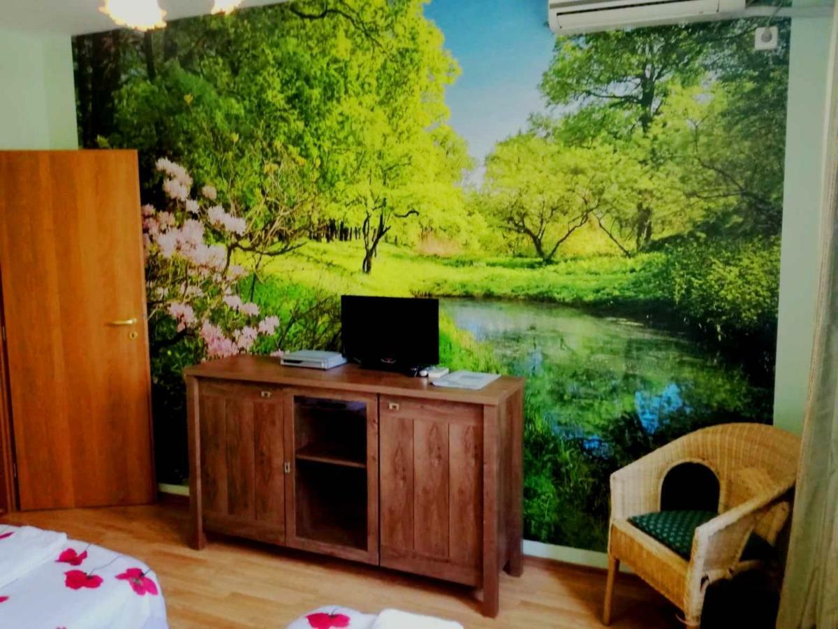 Guest House Misha Petrevene Εξωτερικό φωτογραφία
