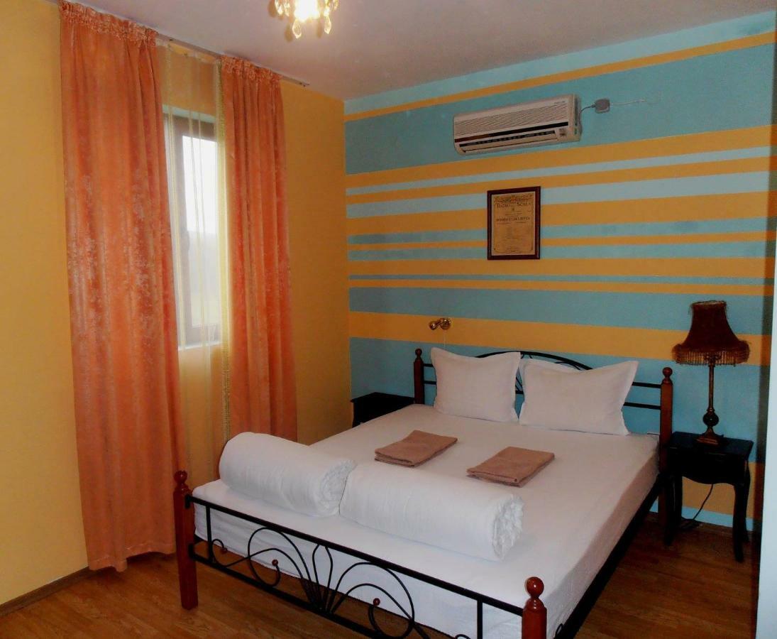 Guest House Misha Petrevene Εξωτερικό φωτογραφία